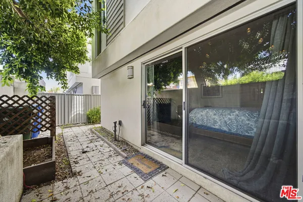$7,000 | 5911 Saturn Street, Los Angeles, CA 90035
