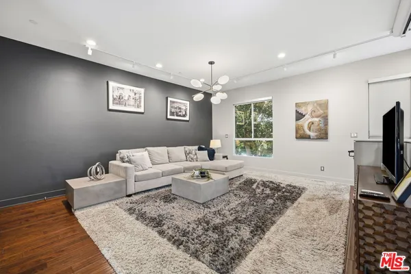 $7,000 | 5911 Saturn Street, Los Angeles, CA 90035
