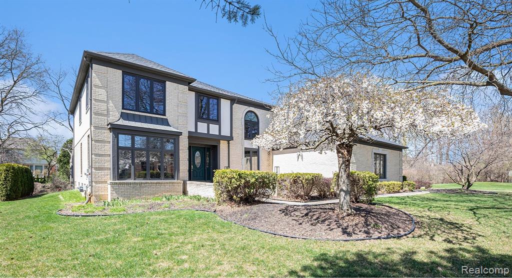 3331 Salem Court Rochester Hills, MI 48306 - Photo 2 of 40