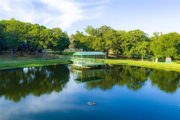 $2,250,000 | 10100 County Road 4028, Kemp, TX 75143