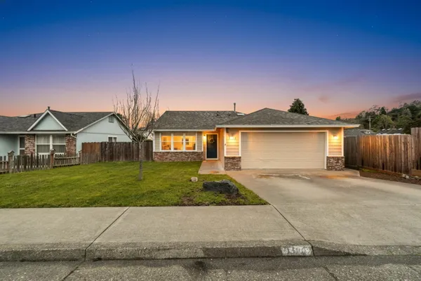 $489,000 | 3580 Larsen Lane, Fortuna, CA 95540