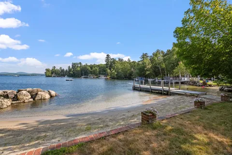 $2,595,000 | 208 Forest Road, Wolfeboro, NH 03894