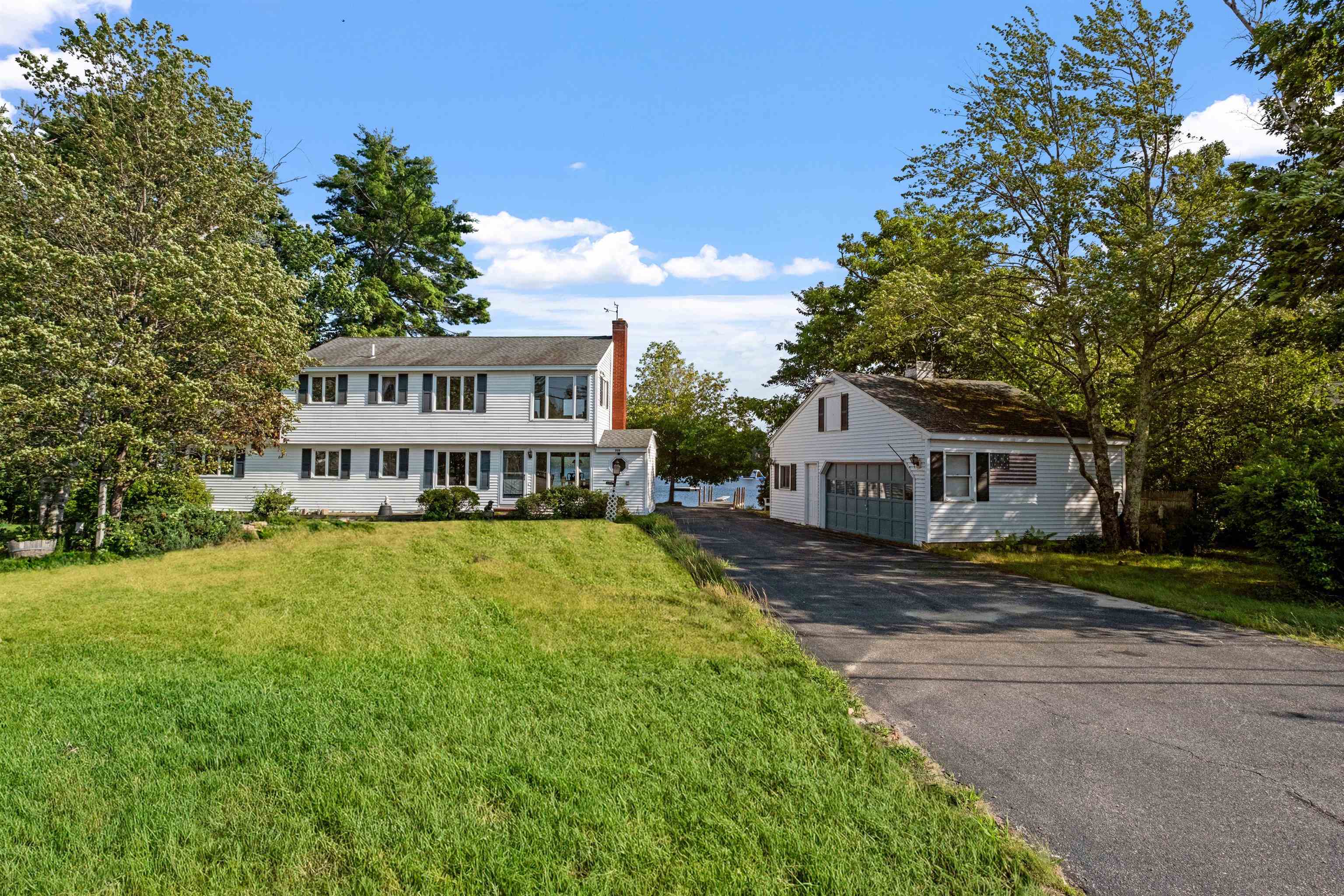 208 Forest Road Wolfeboro, NH 03894 - Photo 18 of 38