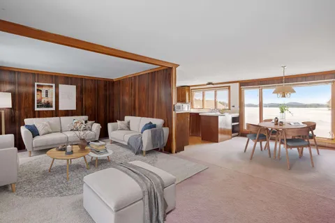 $2,595,000 | 208 Forest Road, Wolfeboro, NH 03894