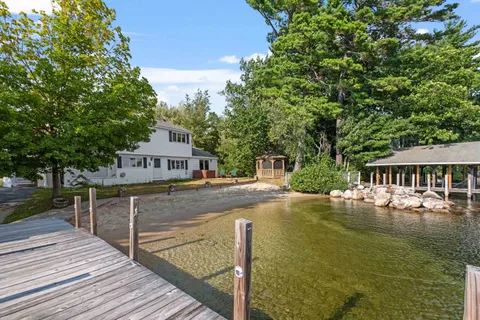 $2,595,000 | 208 Forest Road, Wolfeboro, NH 03894