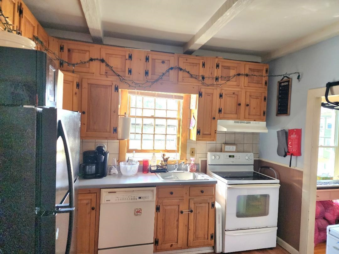 322 High Street Berlin, NH 03570 - Photo 13 of 19
