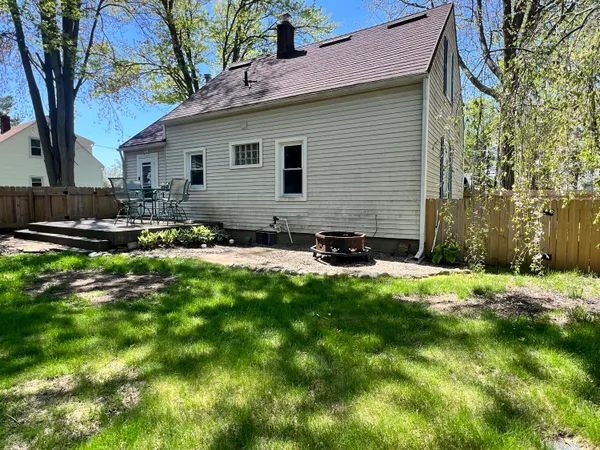 $215,000 | 824 South Union Street, Tecumseh, MI 49286