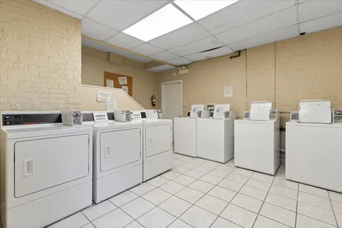 $249,000 | 2538 North Kedzie Boulevard, Unit 206, Chicago, IL 60647