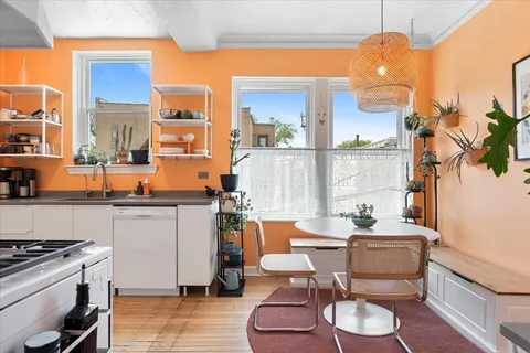 $249,000 | 2538 North Kedzie Boulevard, Unit 206, Chicago, IL 60647