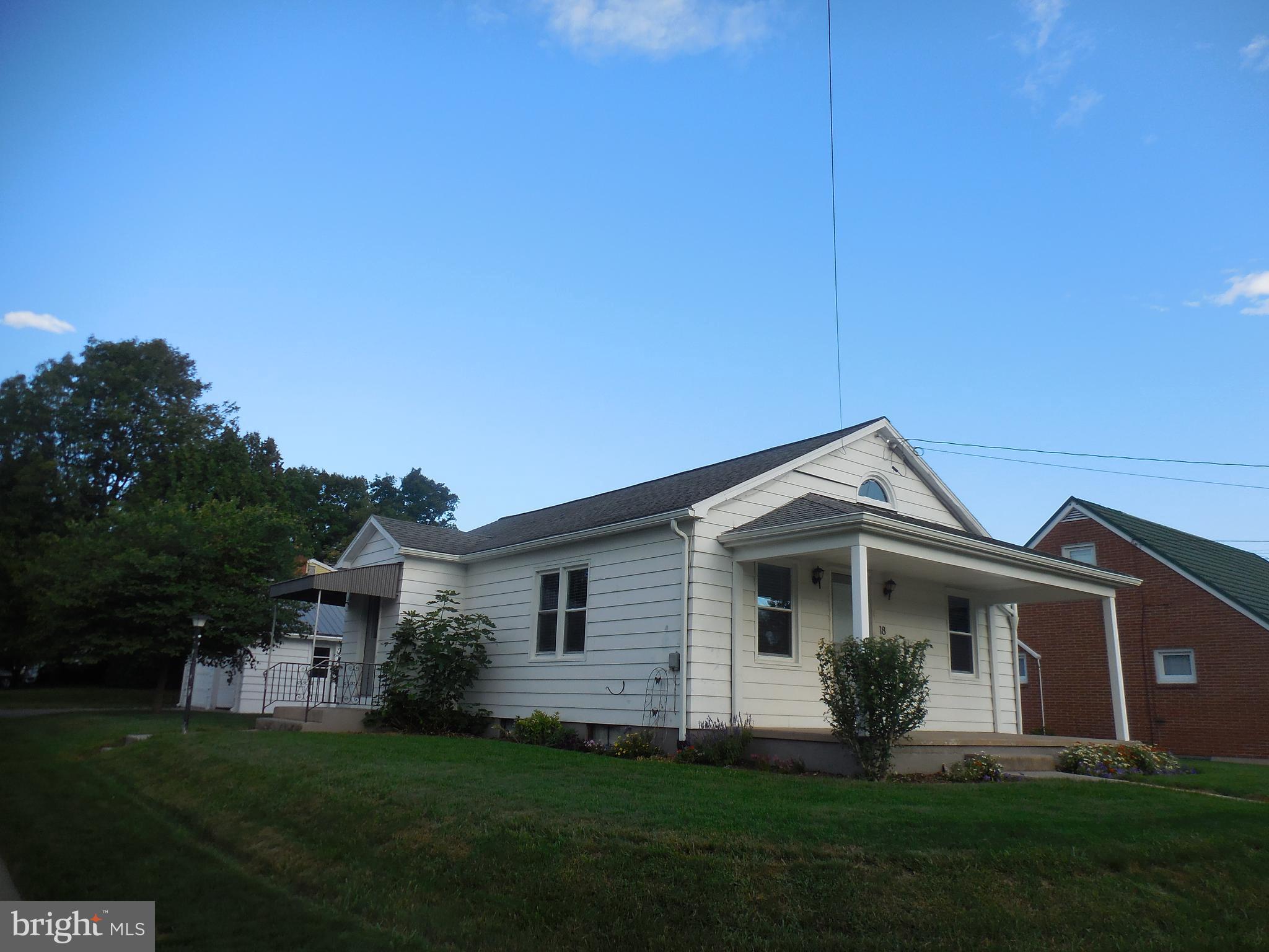 18 Radcliff Road Womelsdorf, PA 19567 - Photo 2 of 25 Gallery Image 2
