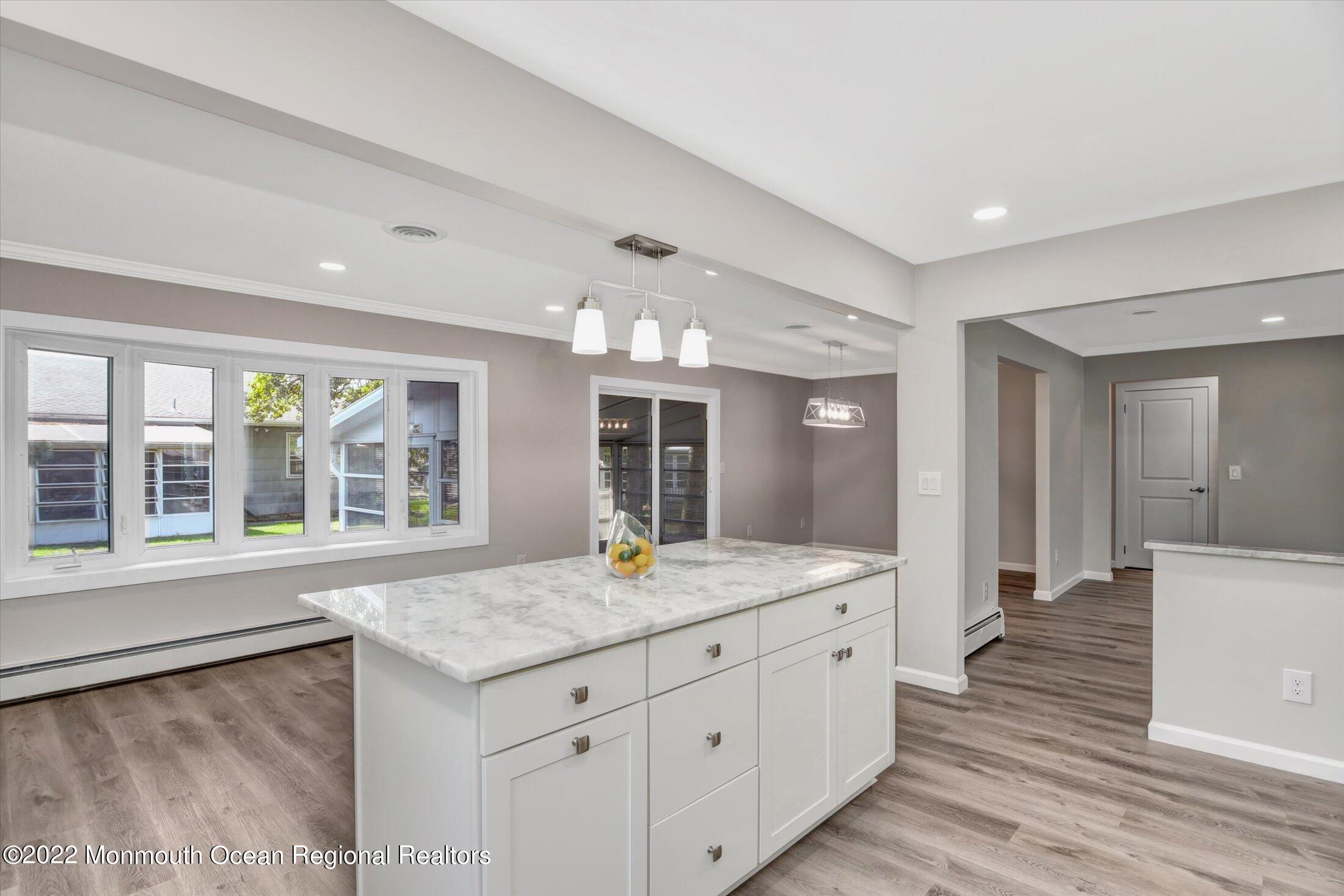 143 Castleton Drive Toms River, NJ 08757 - Photo 9 of 28 10-Kitchen