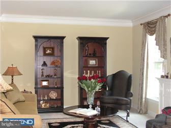 207 Warren Court Exton, PA 19341 - Photo 3 of 12 Living Room