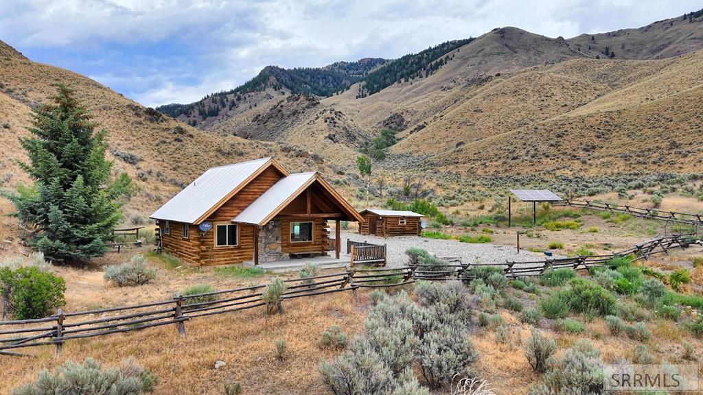 49-50 Rattlesnake Lane Salmon, ID 83467 - Photo 1 of 107 Main View