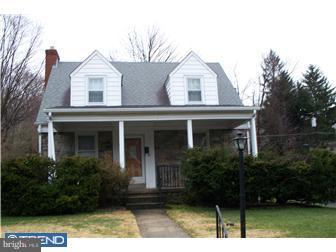 995 Edgewood Drive Springfield, PA 19064 - Photo 1 of 12 Exterior Front