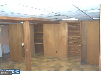 995 Edgewood Drive Springfield, PA 19064 - Photo 12 of 12 Basement - Finished