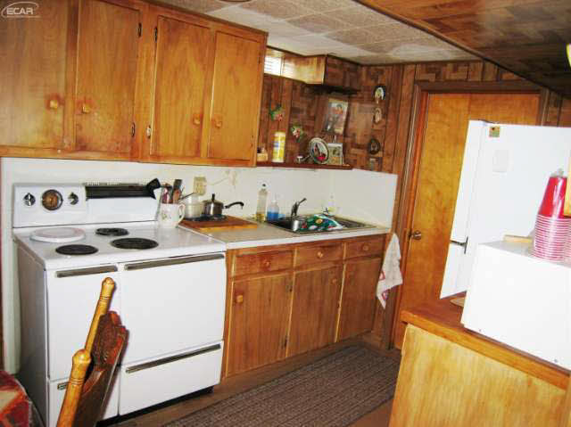 3118 Luce Road Flushing, MI 48433 - Photo 50 of 61 21176065-49.JPG