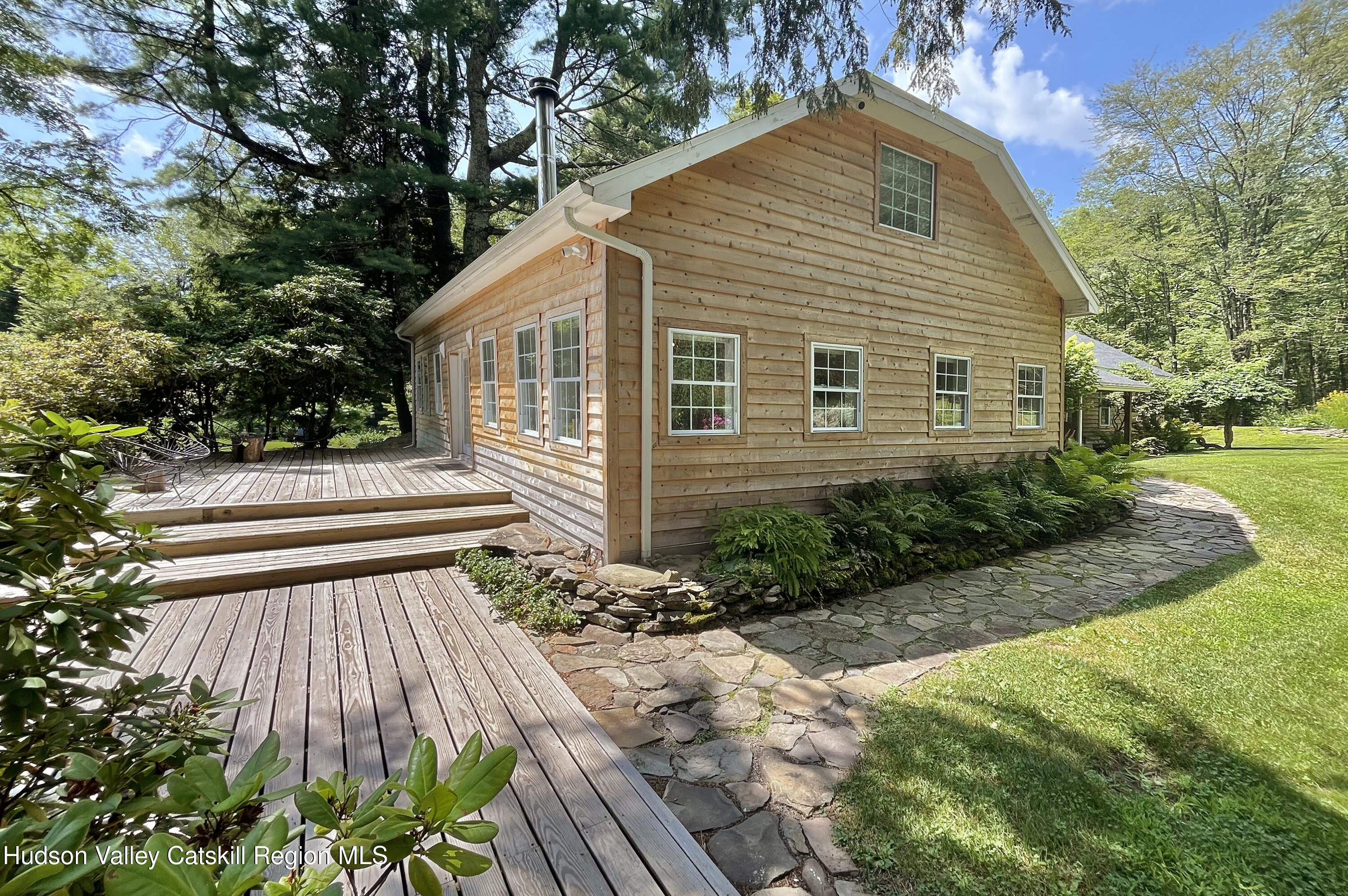 673 Samsonville Road Kerhonkson, NY 12446 - Photo 10 of 60 2