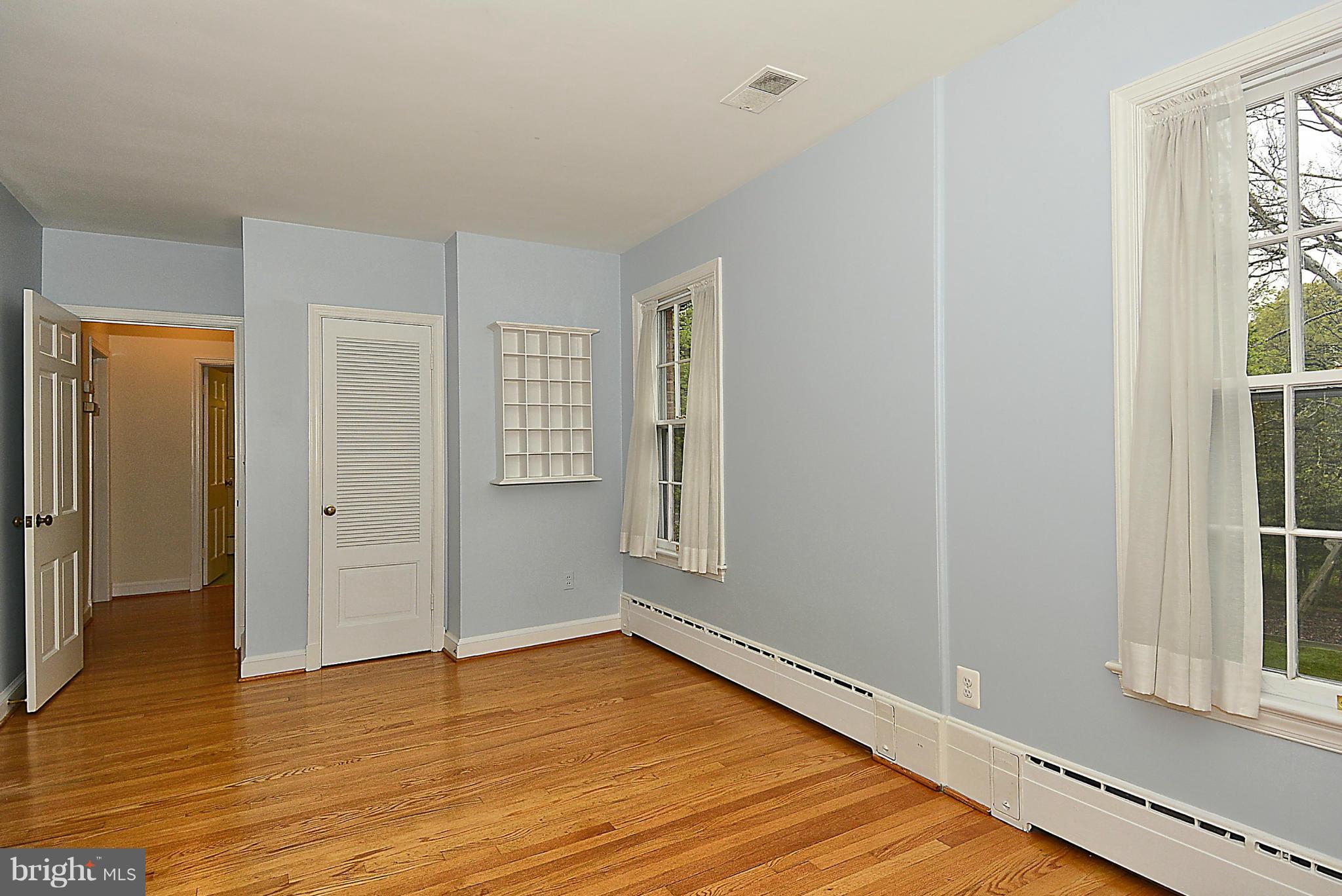 720 West Braddock Road Alexandria, VA 22302 - Photo 14 of 30 Bedroom