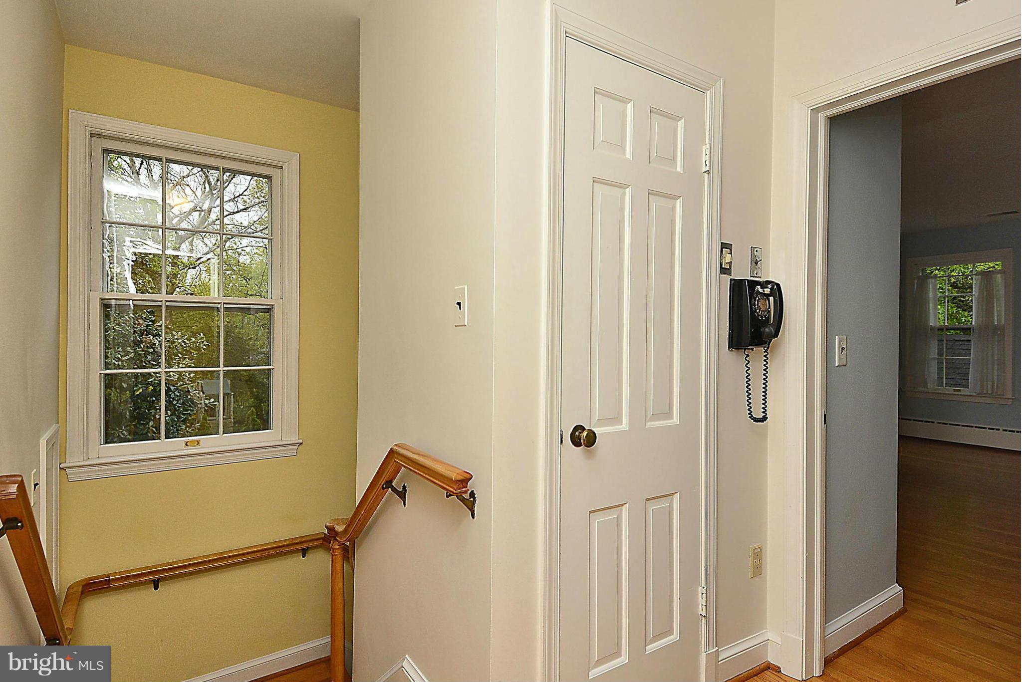 720 West Braddock Road Alexandria, VA 22302 - Photo 19 of 30 Interior (General)