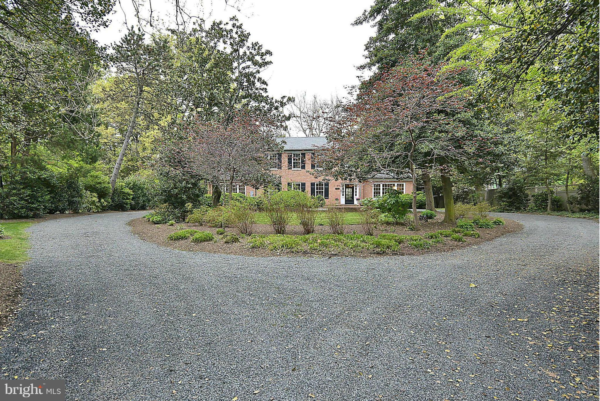 720 West Braddock Road Alexandria, VA 22302 - Photo 29 of 30 Driveway Parking