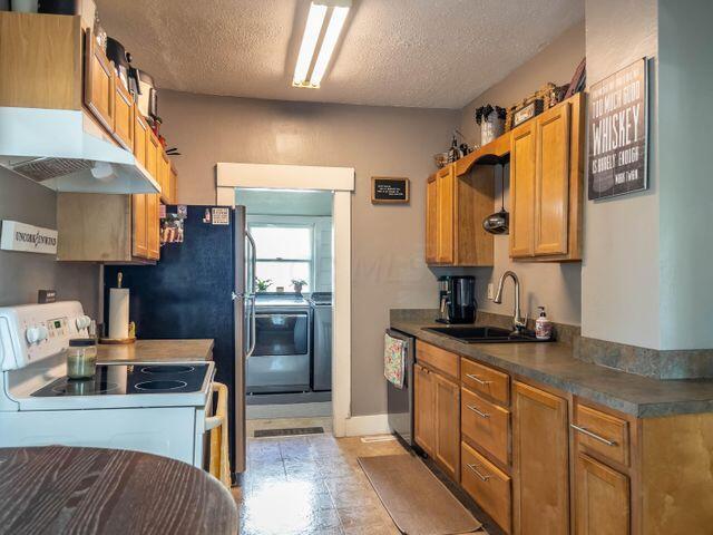 620 Runkle Street West Liberty, OH 43357 - Photo 40 of 74 Kitchen