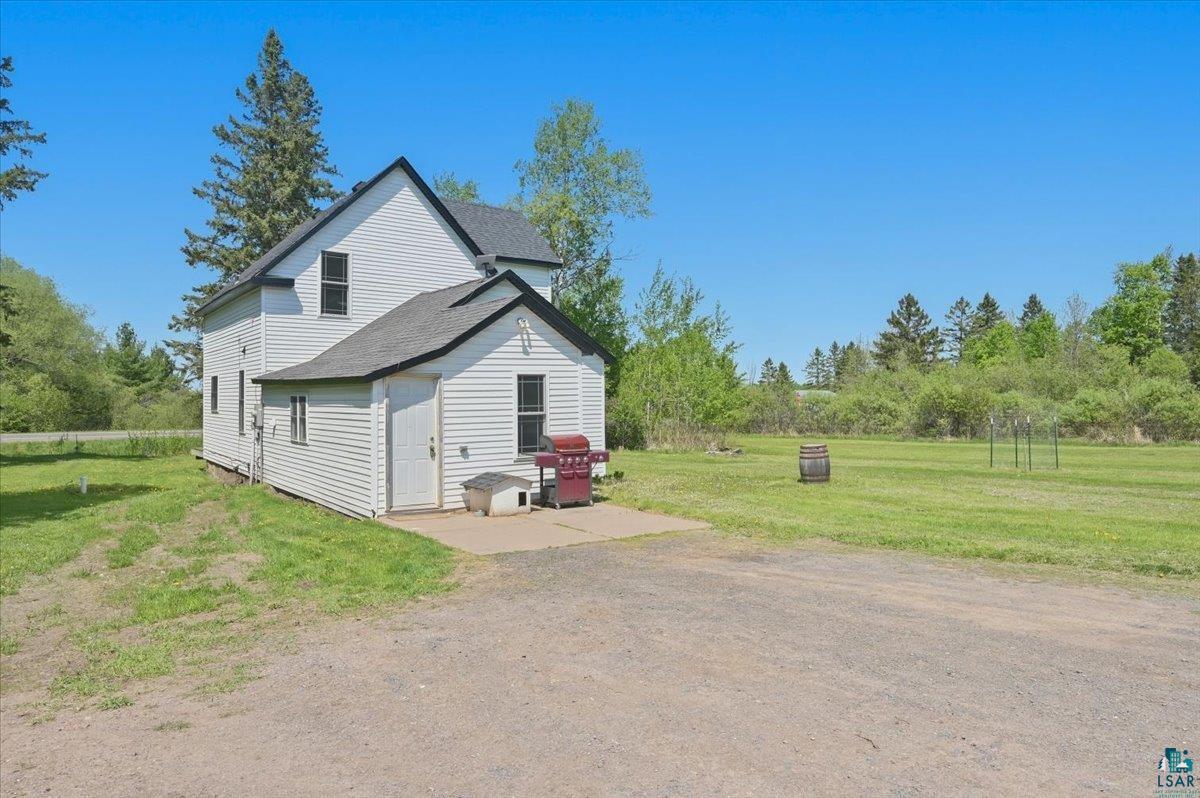 6411 Preston Road Superior, WI 54880 - Photo 5 of 34