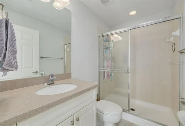 $5,100 | 4603 Overlook Drive Northeast, St. Petersburg, FL 33703