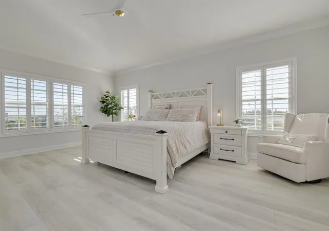 $5,100 | 4603 Overlook Drive Northeast, St. Petersburg, FL 33703