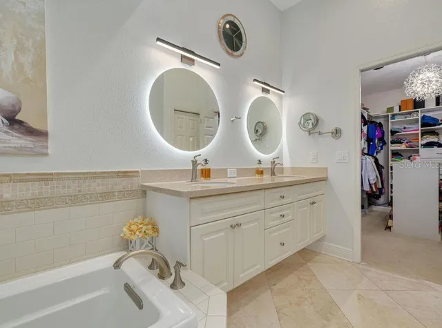 $5,100 | 4603 Overlook Drive Northeast, St. Petersburg, FL 33703