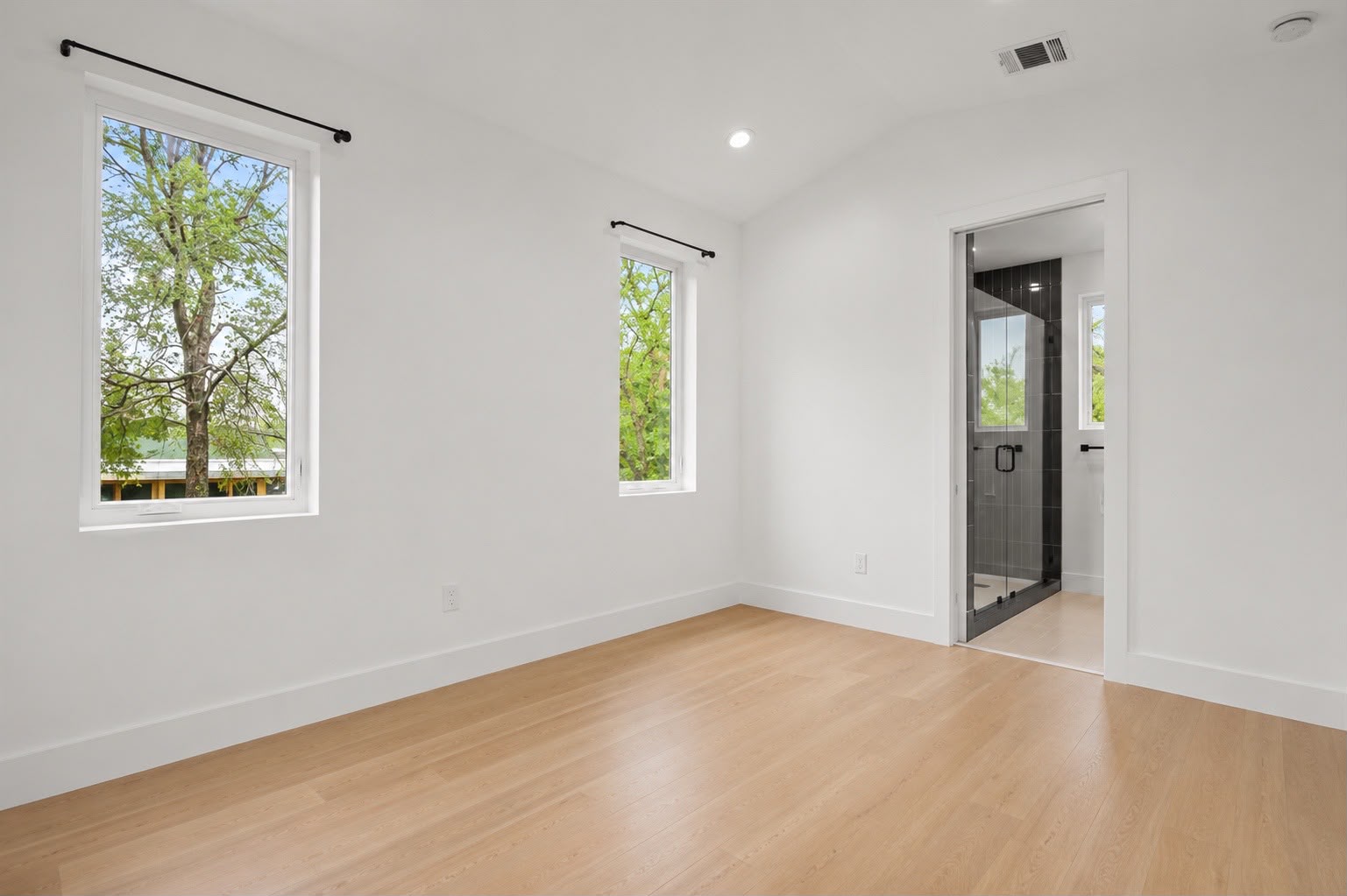 2919 East 13th Street, Unit 2 Austin, TX 78702 - Photo 11 of 20