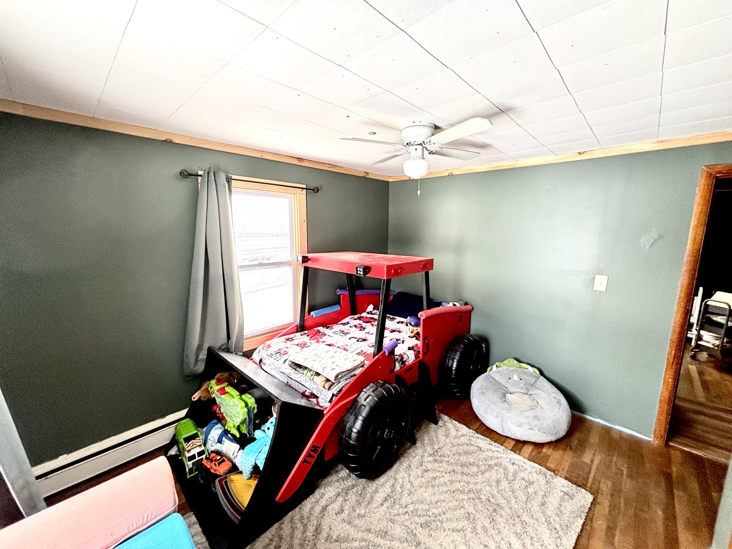 5 Grove Street Millinocket, ME 04462 - Photo 17 of 24 IMG_2456