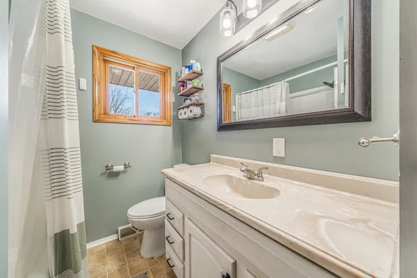 $180,000 | 198 McKinley Avenue, Clintonville, WI 54929