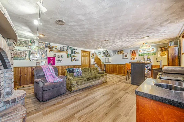 $180,000 | 198 McKinley Avenue, Clintonville, WI 54929