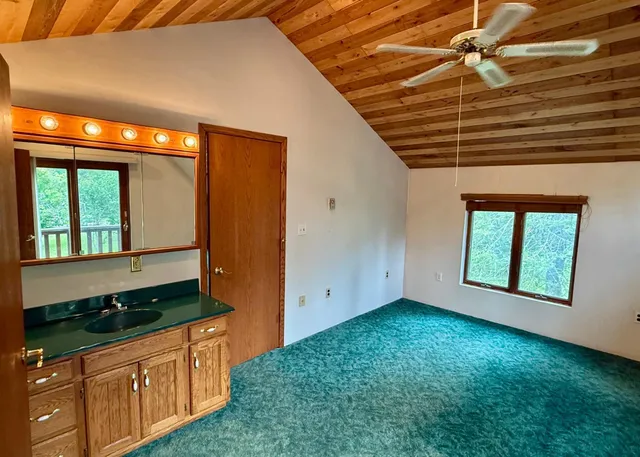 $284,900 | 6592 Dewey Point Road, Chisholm, MN 55719