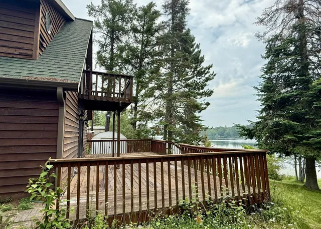 $284,900 | 6592 Dewey Point Road, Chisholm, MN 55719