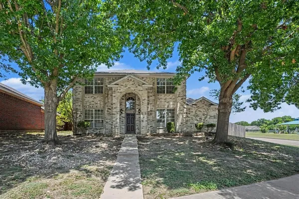 $299,900 | 1153 Weaver Street, Cedar Hill, TX 75104