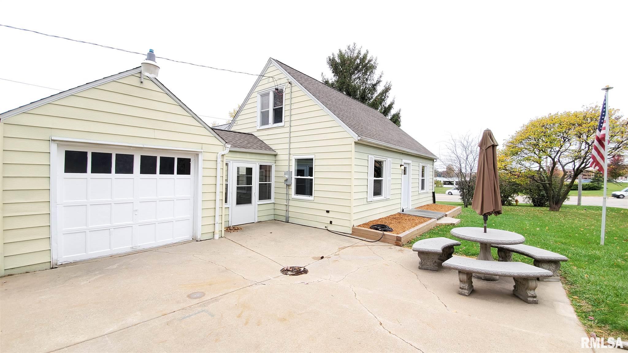 108 East Cherry Ridge Road Peoria, IL 61614 - Photo 15 of 18 Gallery Image 15