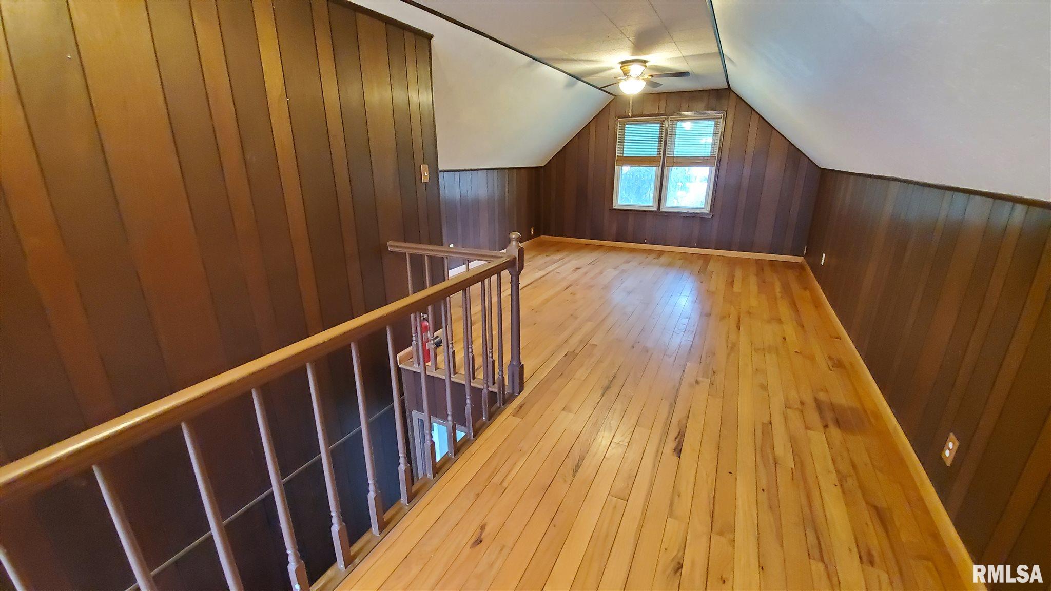 108 East Cherry Ridge Road Peoria, IL 61614 - Photo 8 of 18 Gallery Image 8