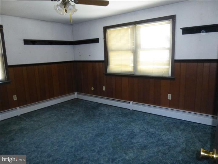 424 Callowhill Road Chalfont, PA 18914 - Photo 8 of 25 Gallery Image 8