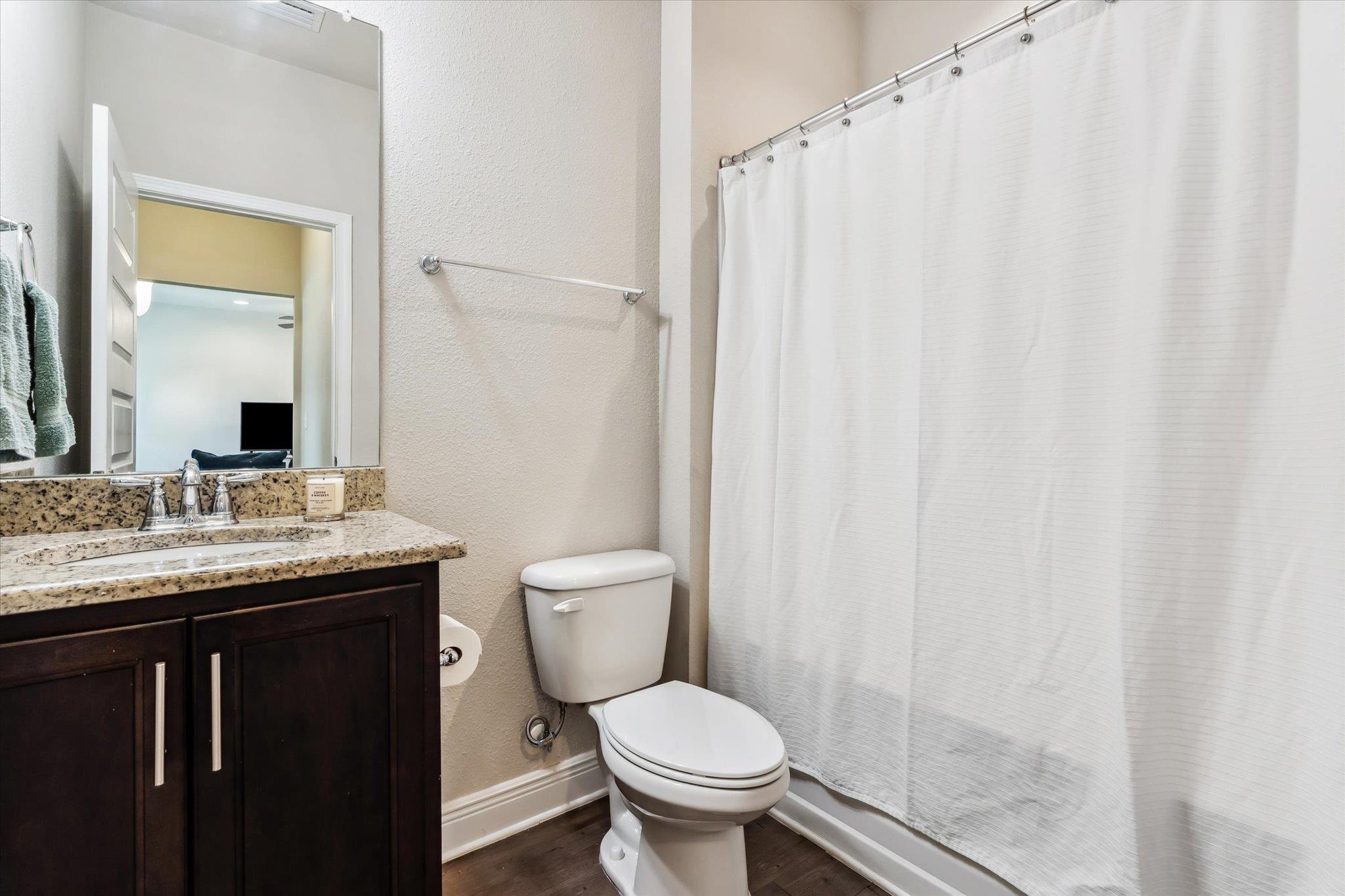 1203 Lavender Lane Foley, AL 36535 - Photo 20 of 58 Bathroom