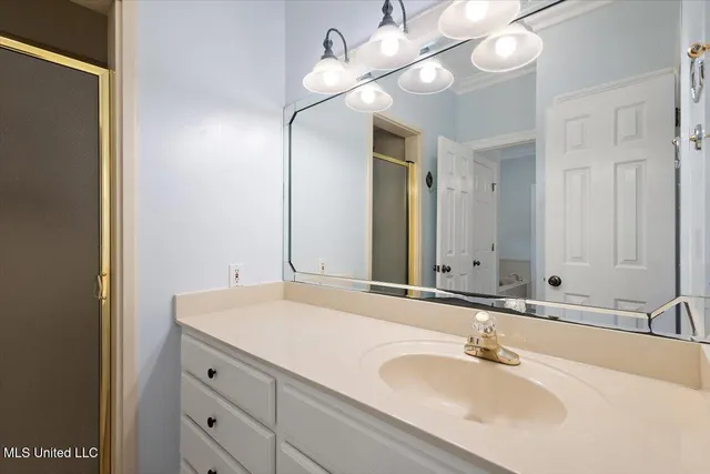 $394,500 | 1500 Davis Road, Terry, MS 39170