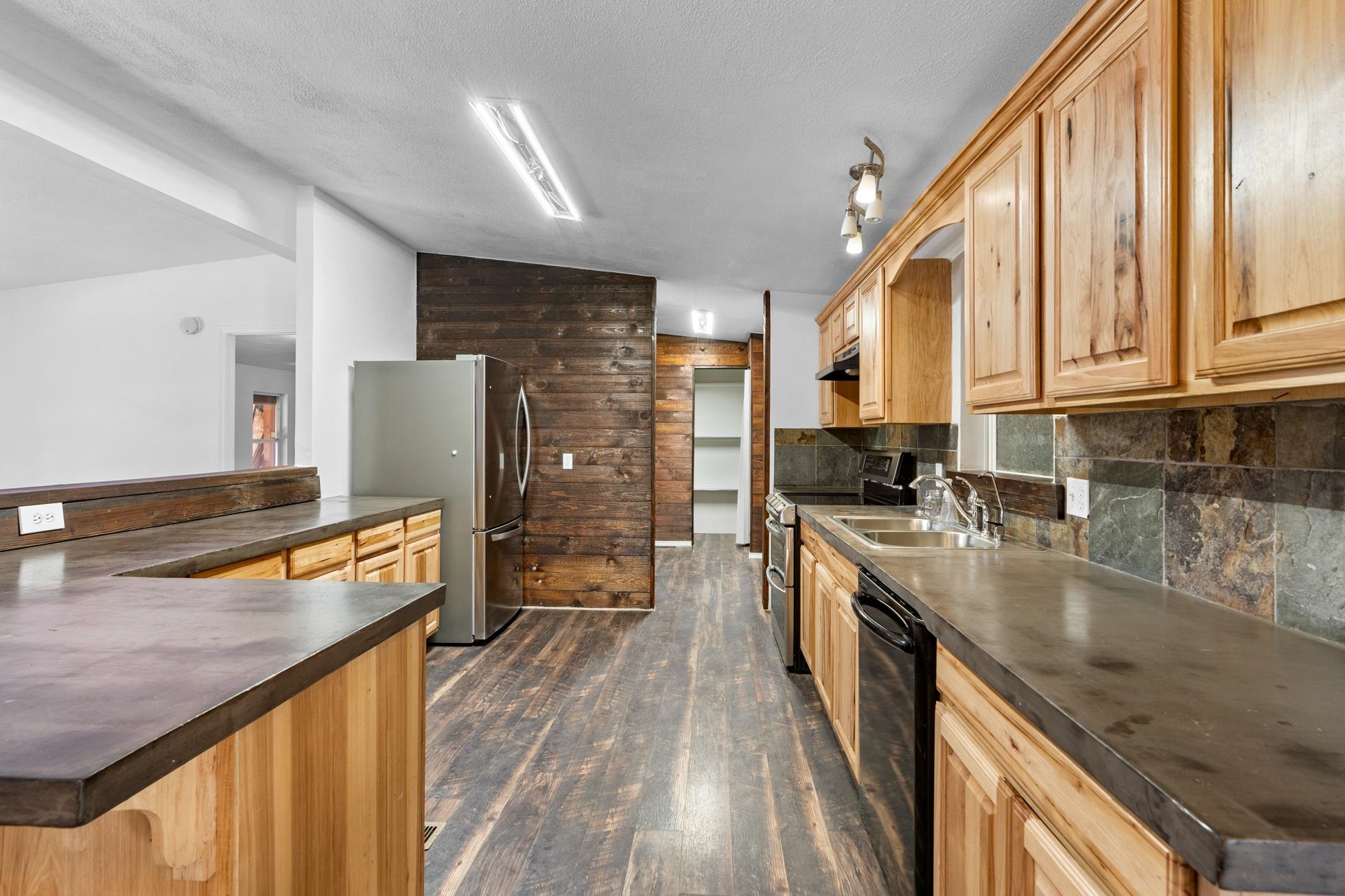 1445 B State Rte 20 Colville, WA 99114 - Photo 8 of 37