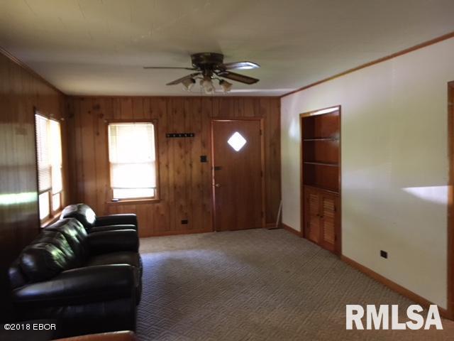 306 4th Street Colp, IL 62918 - Photo 2 of 12