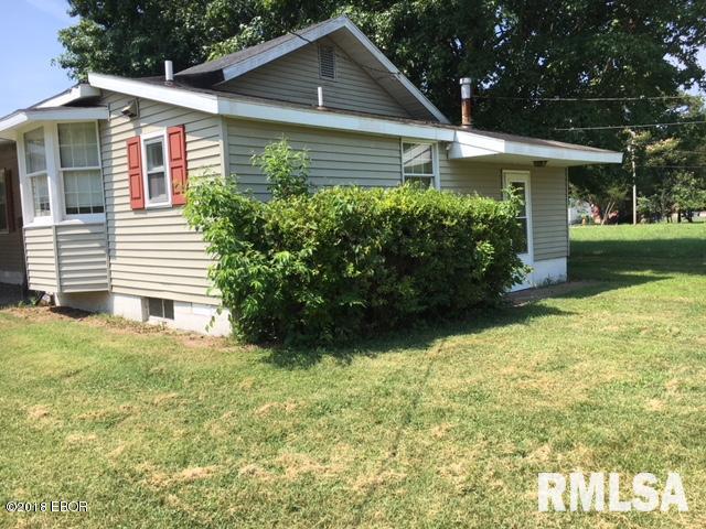 306 4th Street Colp, IL 62918 - Photo 7 of 12