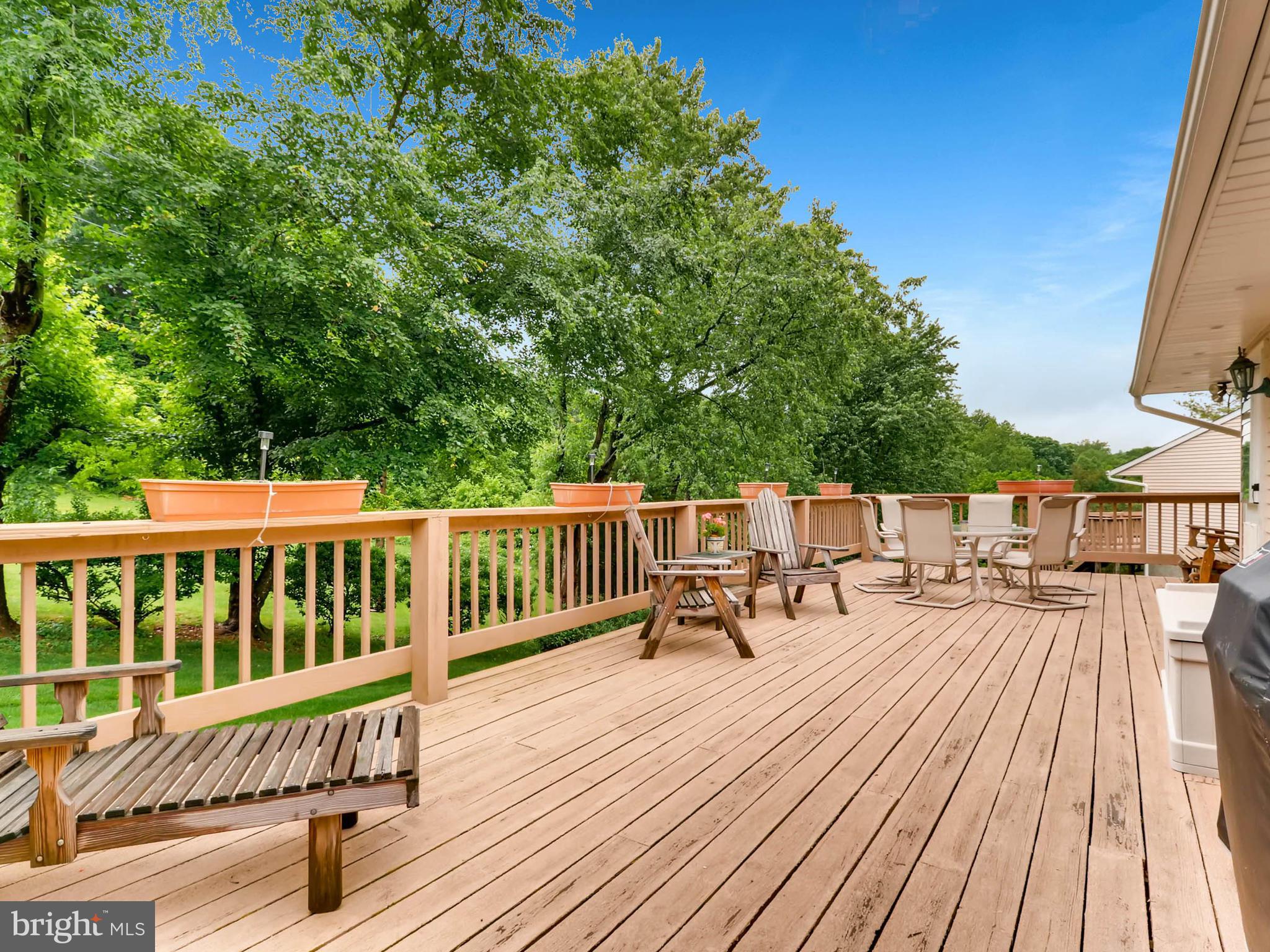 9603 Trepid Road Baltimore, MD 21236 - Photo 27 of 30 Large Deck
