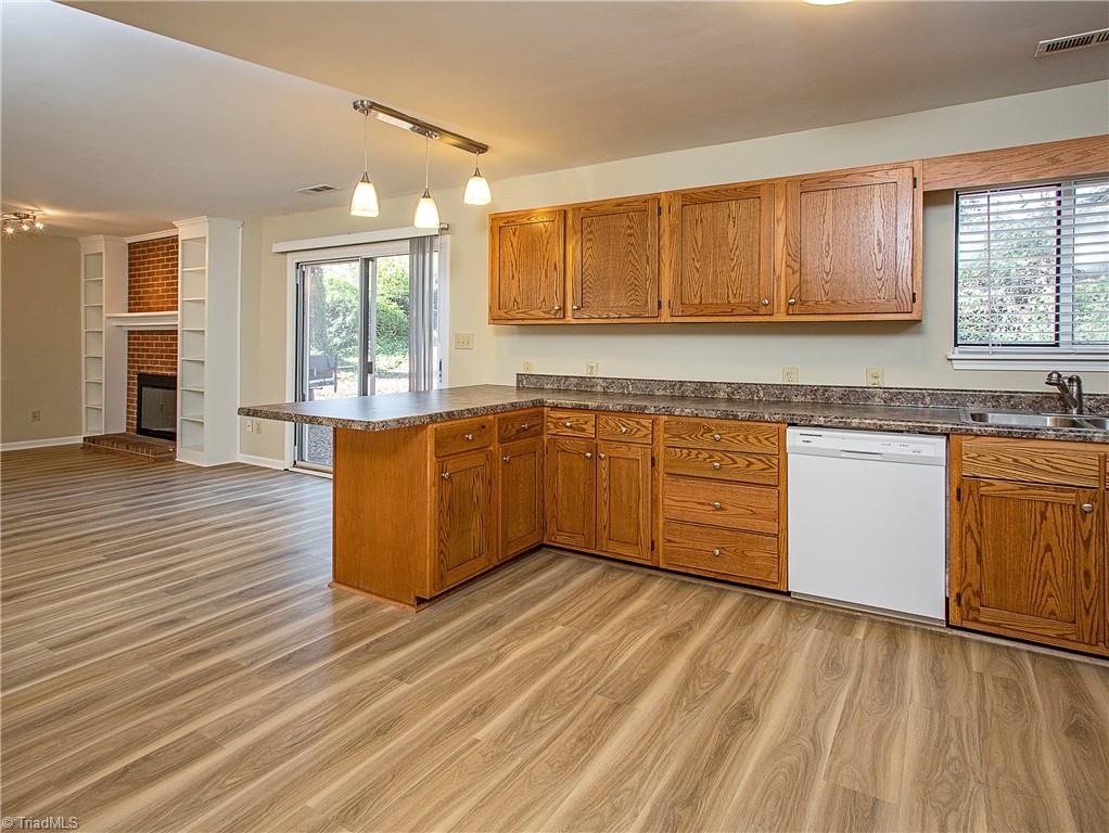 158 Surtees Road Winston-Salem, NC 27104 - Photo 7 of 20 Gallery Image 7