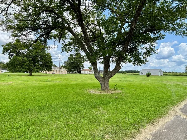 $399,000 | 9264 Farm To Market Road 1728, Boling, TX 77420
