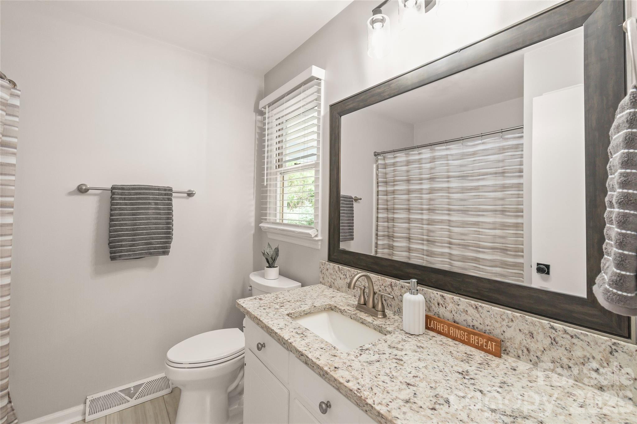 7012 Knotty Pine Road Waxhaw, NC 28173 - Photo 17 of 35