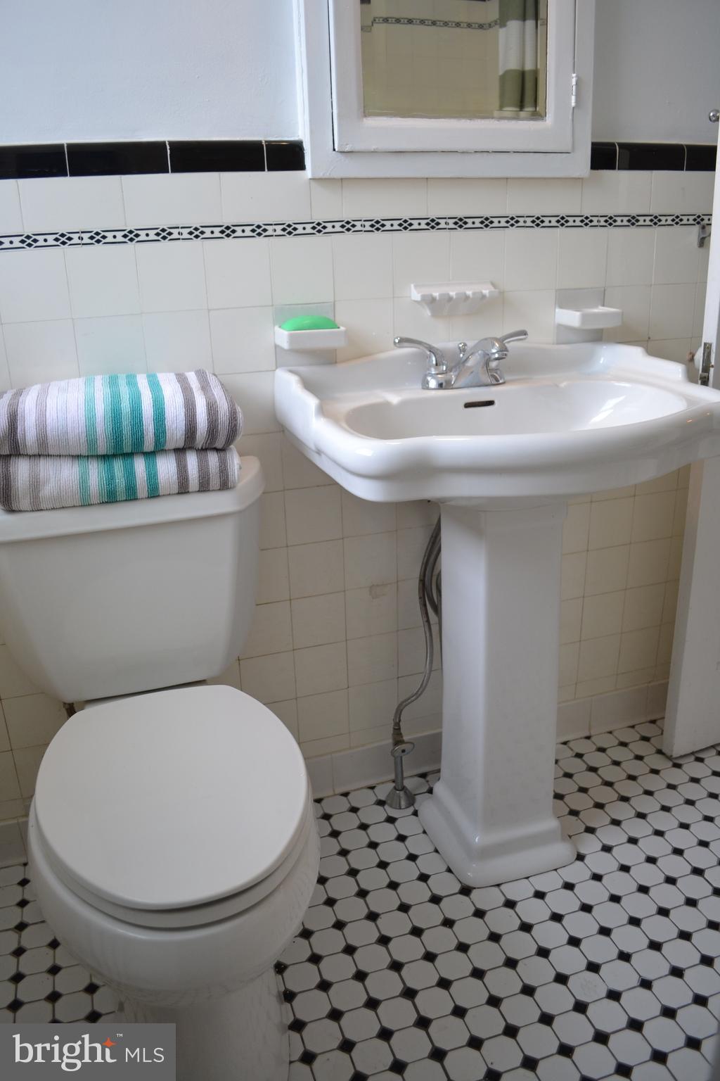 103 Gladstone Road Lansdowne, PA 19050 - Photo 22 of 34