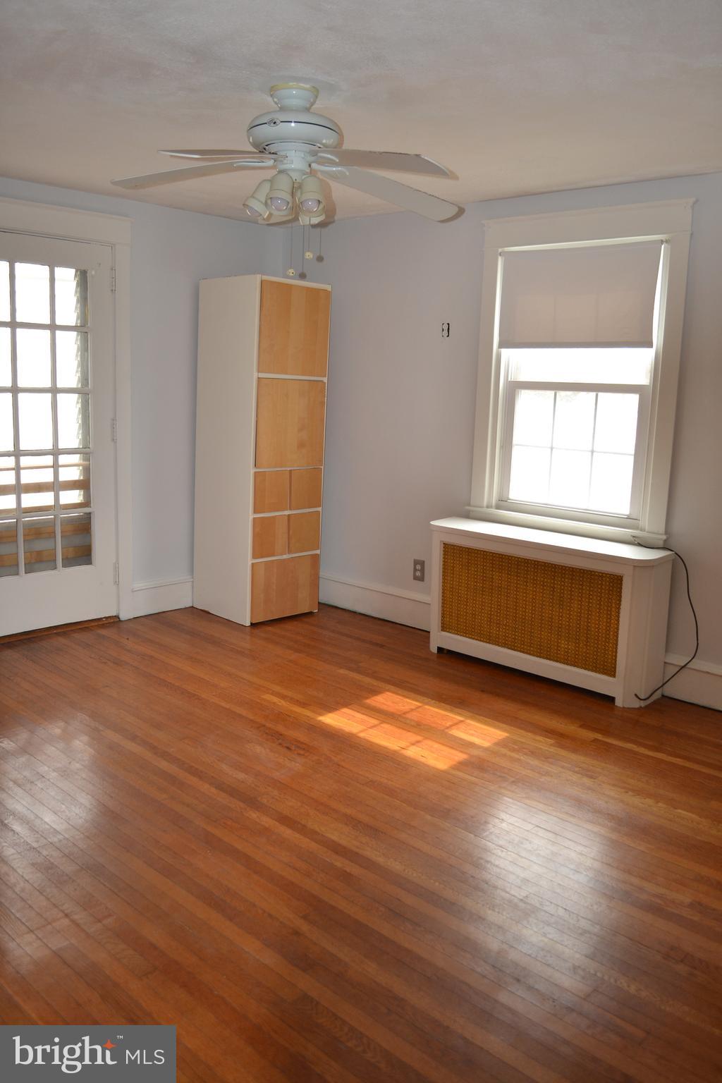 103 Gladstone Road Lansdowne, PA 19050 - Photo 24 of 34 Bedroom 1